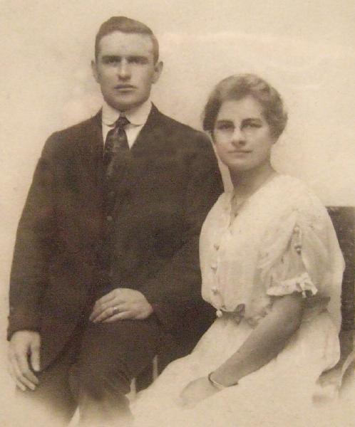 Gaylord Guenther and Mary Sierk on their wedding day, 1916