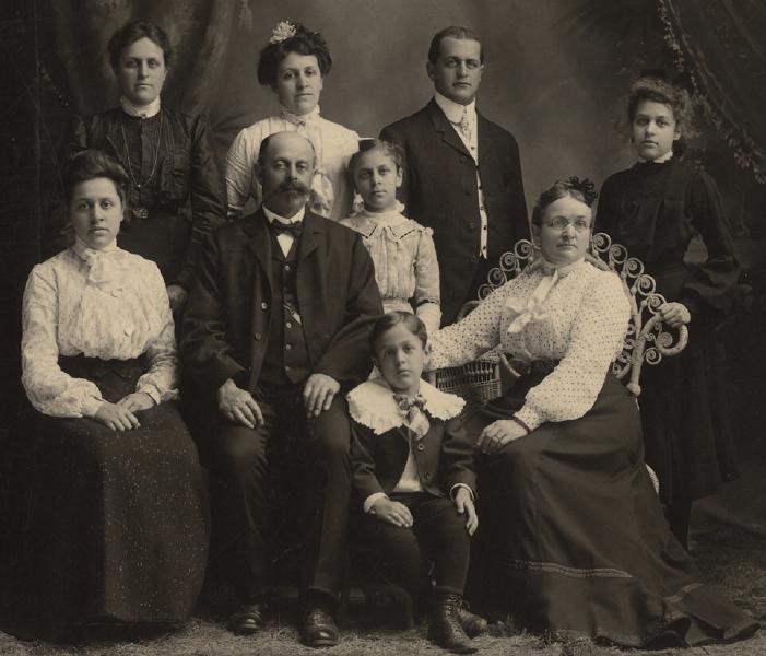 Portrait of Adam and Lucy Kammerer and their family, May 1903