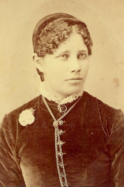 Cora Almeda Lindsey Sierk, 1864-1916