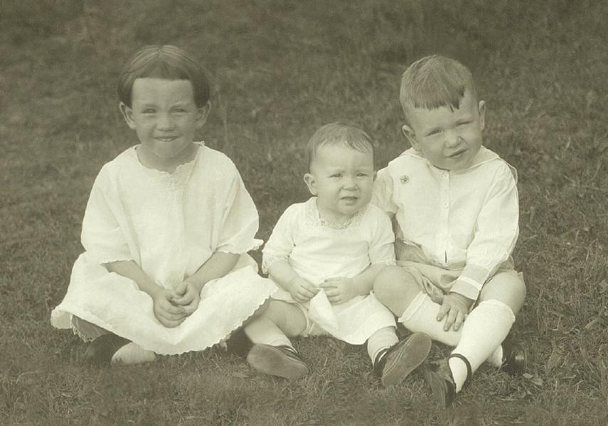 Opal, Margie and BW Martin, 1921