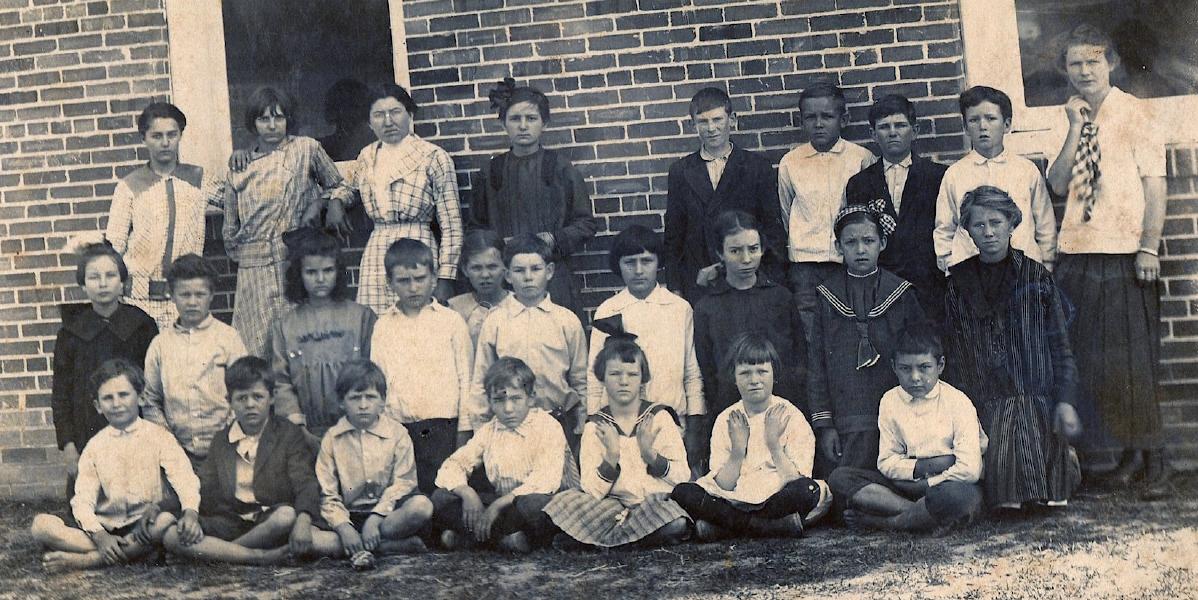 Some Richards school students, 1918