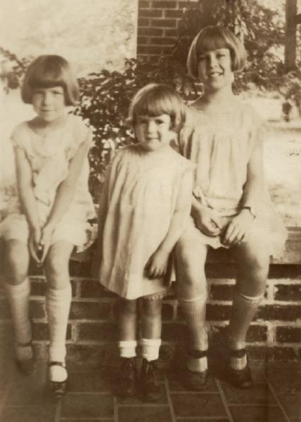 Doris, Evelyn and Mary Louise Torbert, about 1926