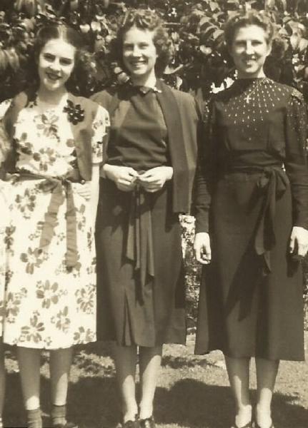 Evelyn, Doris and Mary Louise Torbert, about 1939