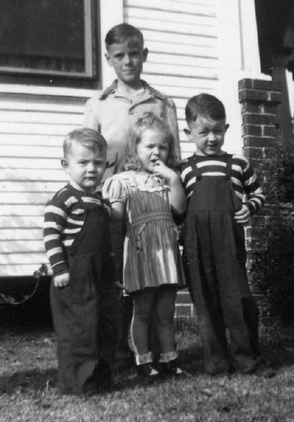 Rush, Patricia and Larry Wood, with cousin Warren Wood, about 1947